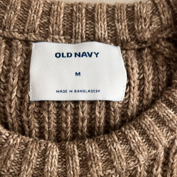 Old Navy Men’s Sweater - Picture 2 of 2